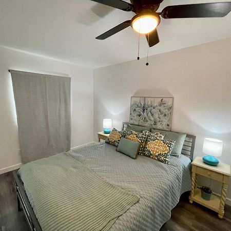 1102 French St Apartment Santa Ana Luaran gambar
